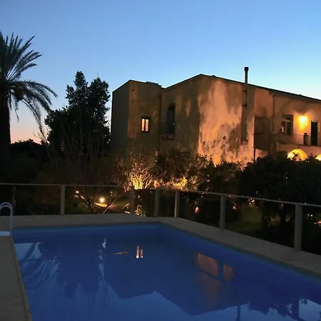 Giardino Arancio 4* ג'יארה