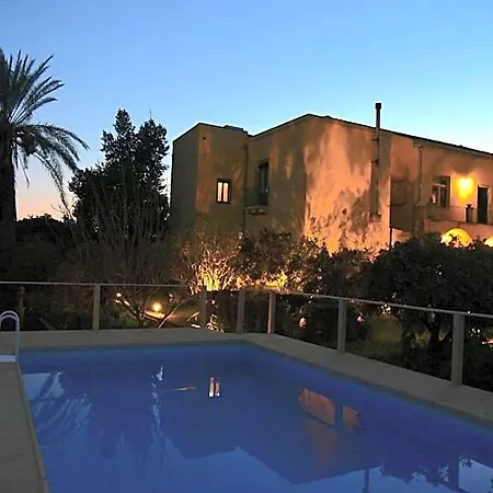 Bed & Breakfast Giardino Arancio 4*