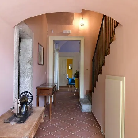 Giardino Arancio לינה וארוחת בוקר 4*