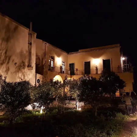 Couette-café Giardino Arancio 4*